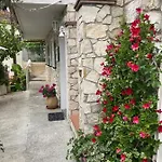 La Cigale Avec Grande Terrasse מנטון